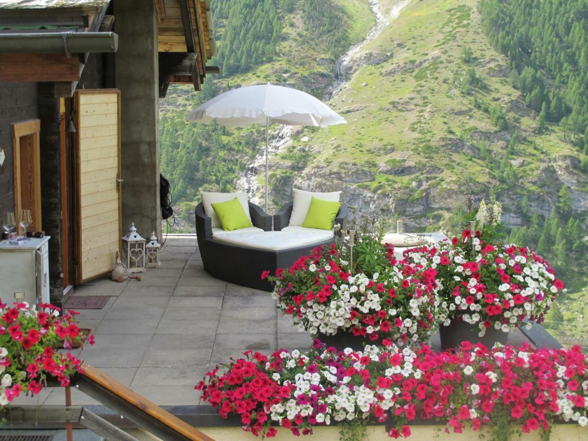 Matterhorn Ried Suite เซอร์แมท ภายนอก รูปภาพ